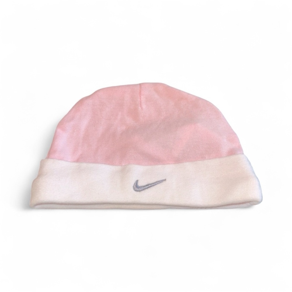 Nike Soft Pink and White babies Beanie size 0-8 months